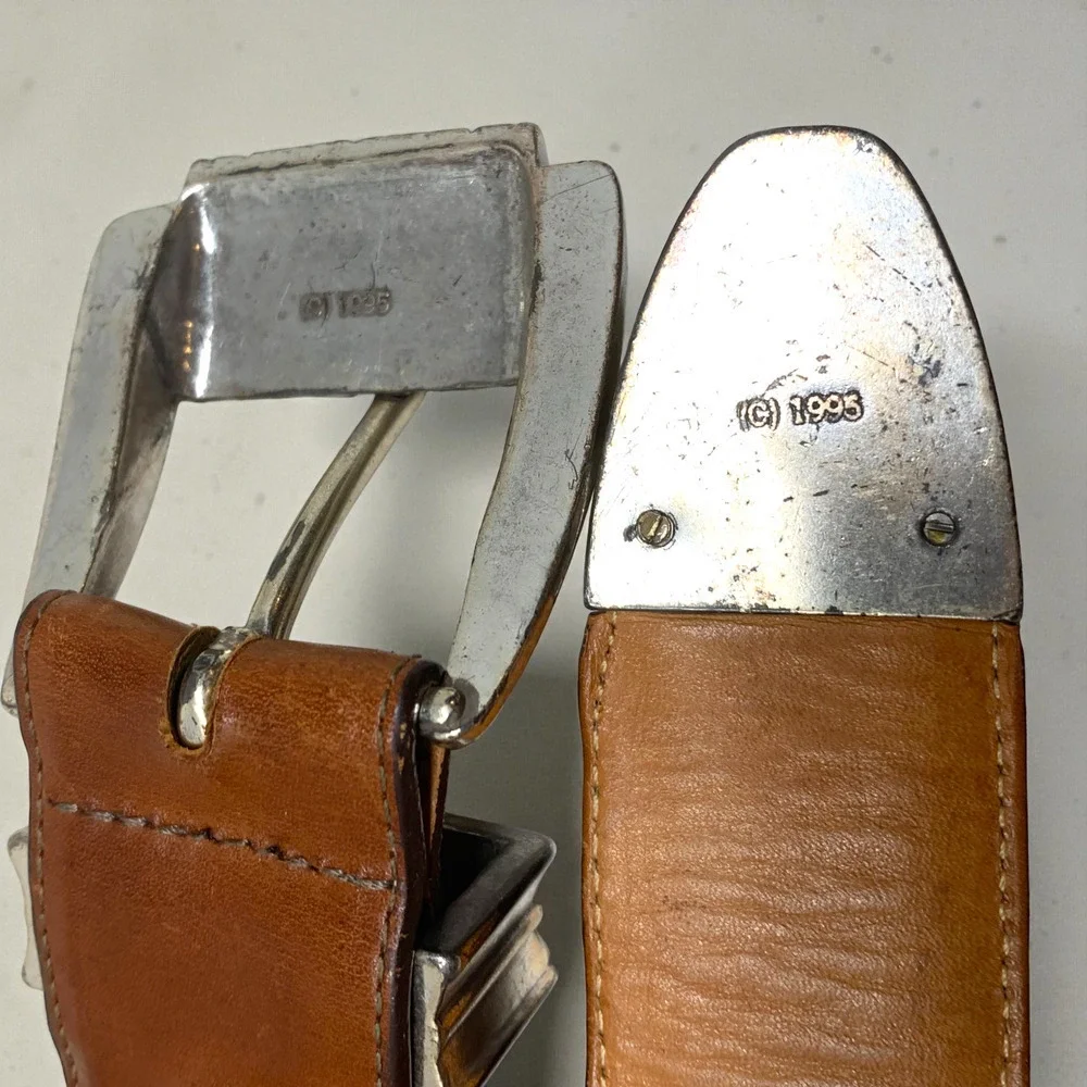 Vintage 1995 Brighton Museum Collection Leather Belt Sz M 43407 Roman Heart